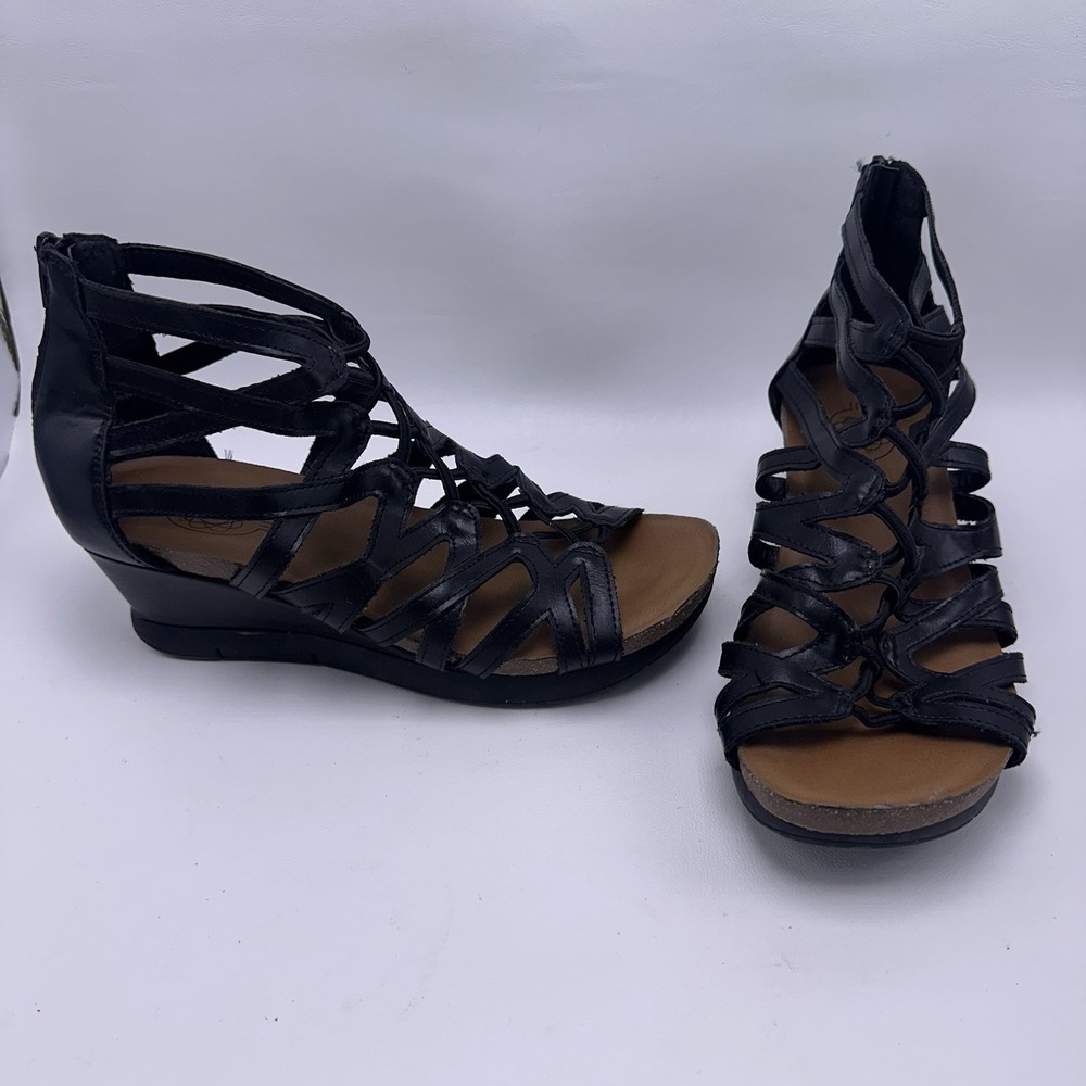 Hokus Pokus Womens Sz 8M Shoes Gladiator Black Strappy Comfort Wedge Sandals